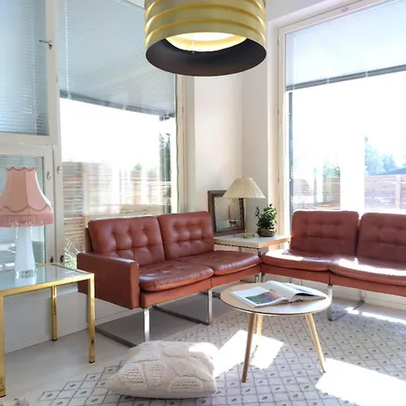 Sofia's House With Nordic Art Design هلسنكي